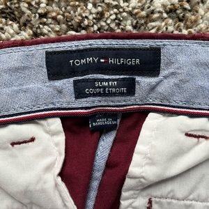 Tommy Hilfiger chinos